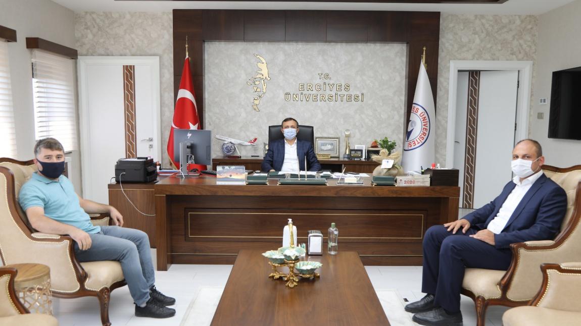 Erciyes Üniversitesi Rektörü Sayın Mustafa ÇALIŞ beyi ziyaret ettik.